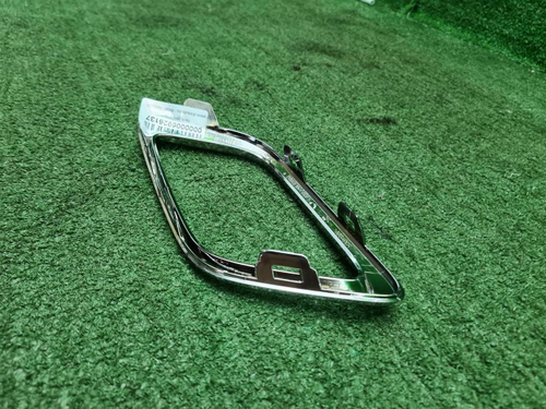 Накладка ПТФ левая Renault Sandero 2 Stepway 18-22