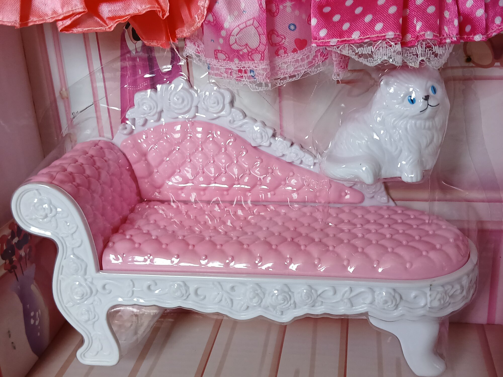 Кукла в наборе арт. 6935-A, с одеждой, обувью и мебелью, высота 28 см, сгибаются руки