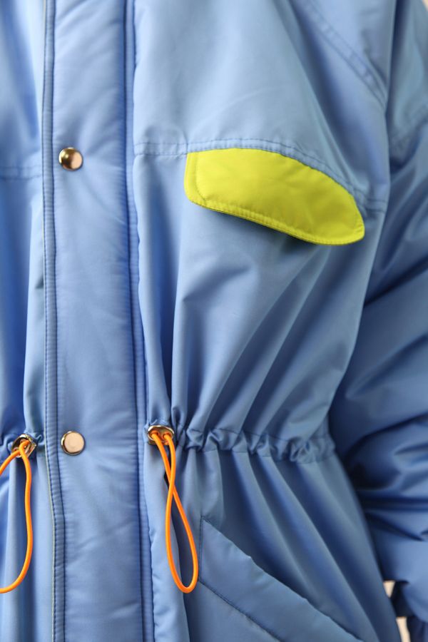 Парка оверсайз голубая - фото 16
