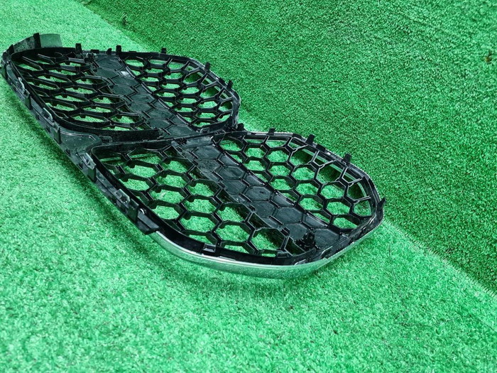 Решетка радиатора BMW 4er G26 (2020-н.в.)