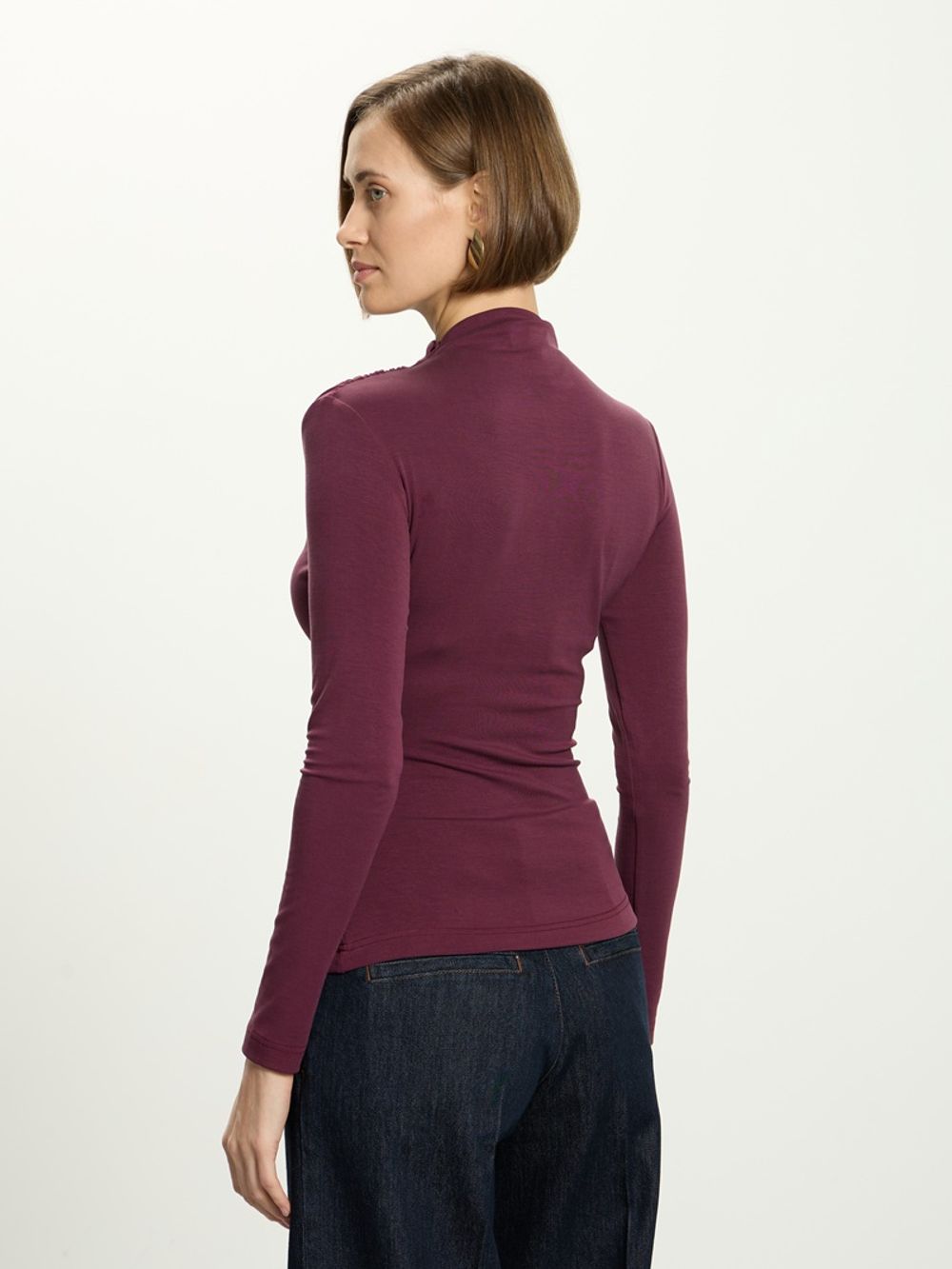 Лонгслив с драпировкой бордовый