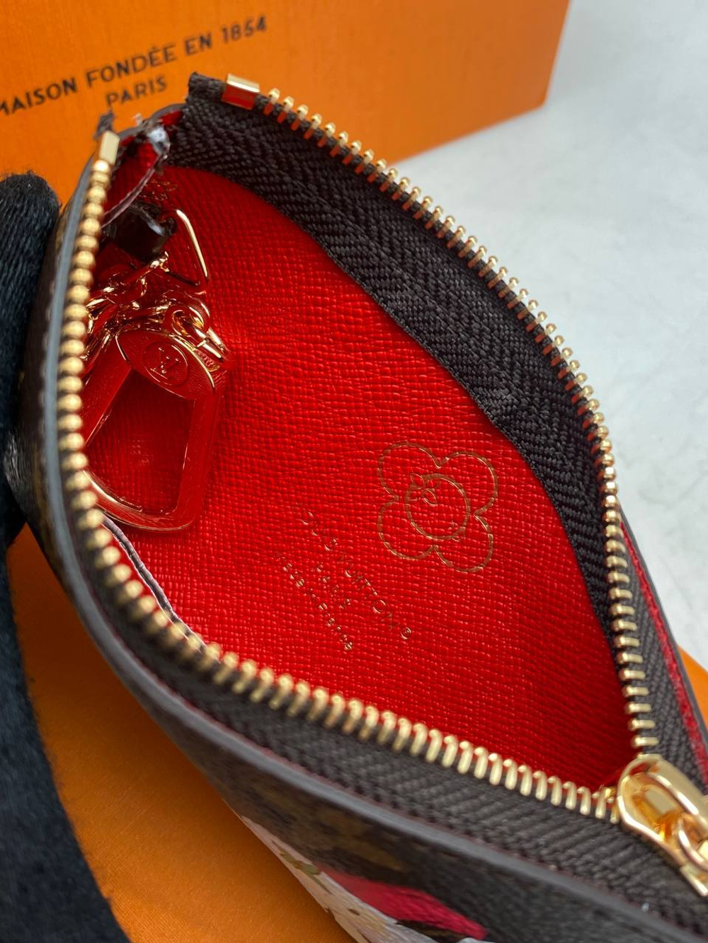 Ключница Louis Vuitton