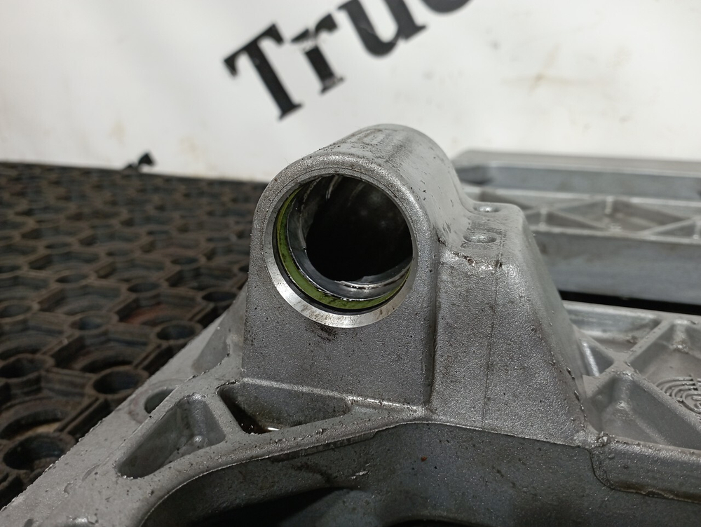 Плита двигателя 2018г.