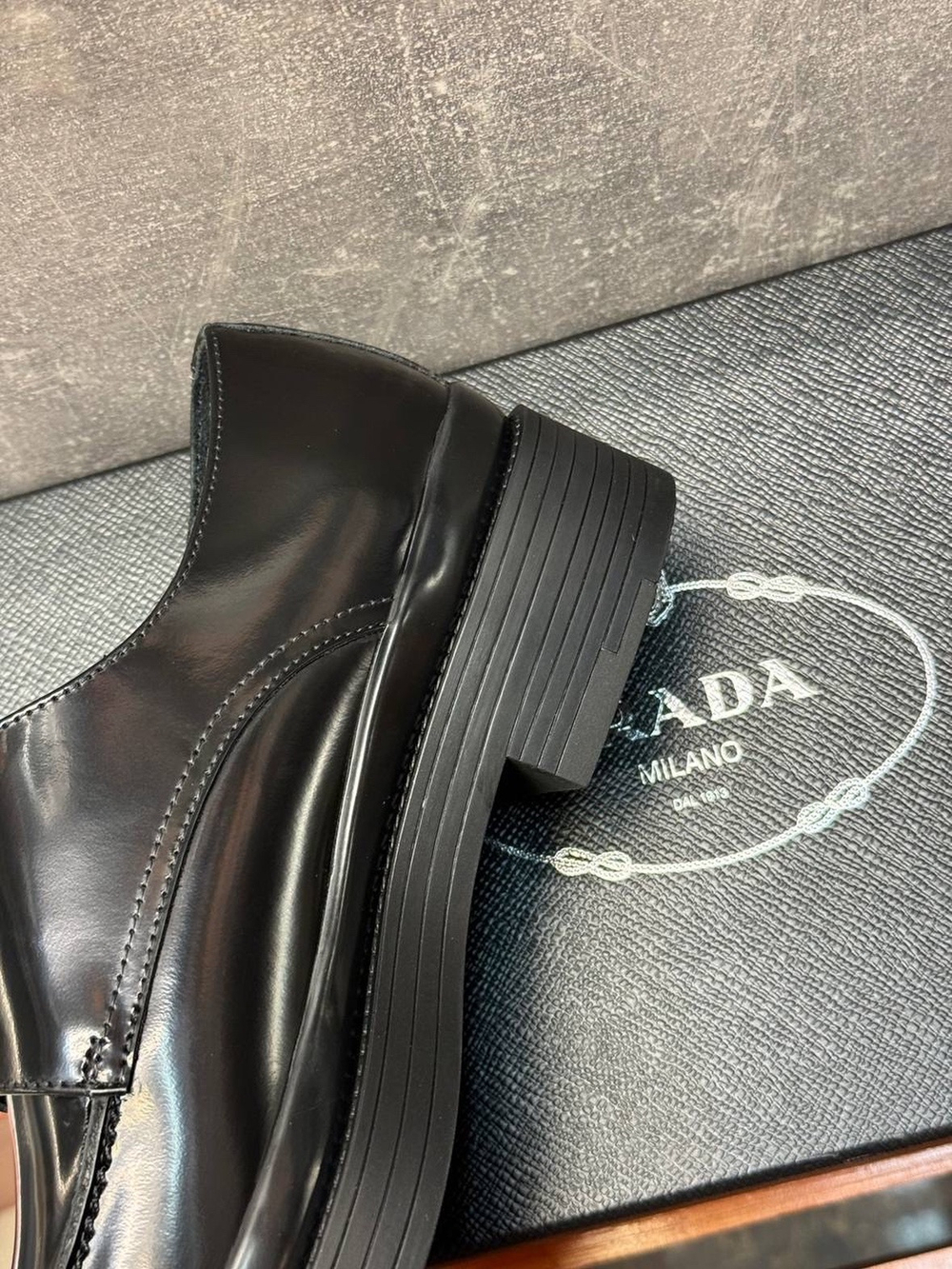Туфли Prada