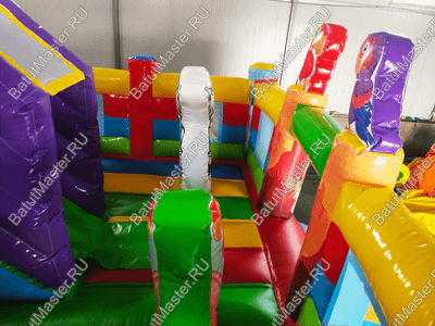 Надувной батут "Попугайчики"
