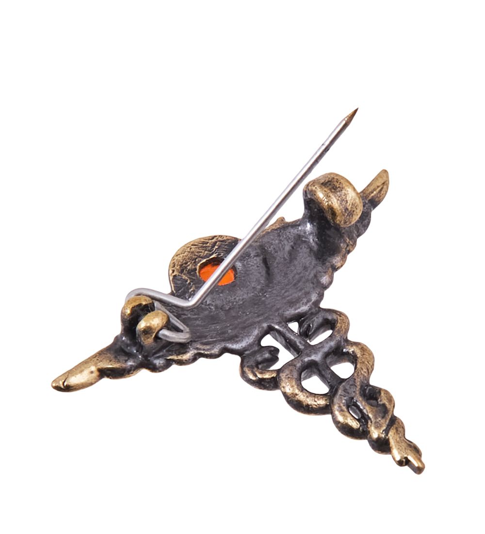 AM-3835 Брошь «Кадуцей» (латунь, янтарь)