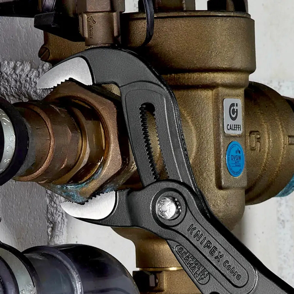 Cobra® черненая 300 мм Knipex 87 01 300 SB