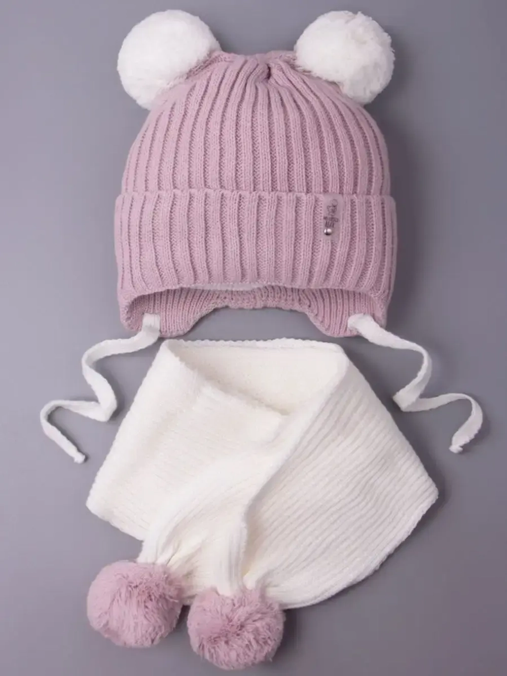 Шапка для девочки осенняя и шарф с ушками