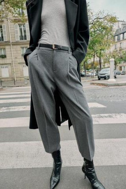 ZARA БРЮКИ С ЗАЩИПАМИ И РЕМНЕМ, СЕРЫЙ МЕЛАНЖ