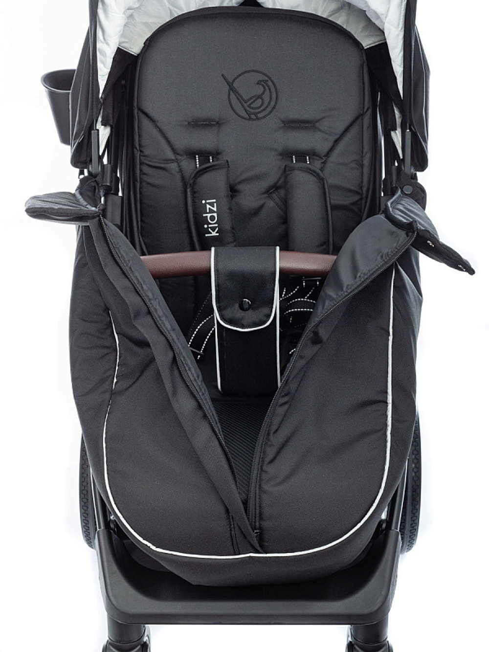 Прогулочная коляска Kidzi Storm Black