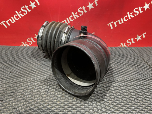 Патрубок воздушного фильтра