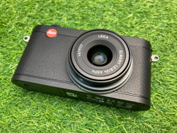 Leica Camera X2