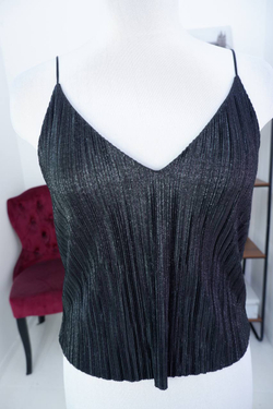 Топ Light befor dark с изюминкой в виде фактурного материала 42-44 размер