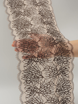 Эластичное кружево фраппе с серо-коричневым ширина 21 см
