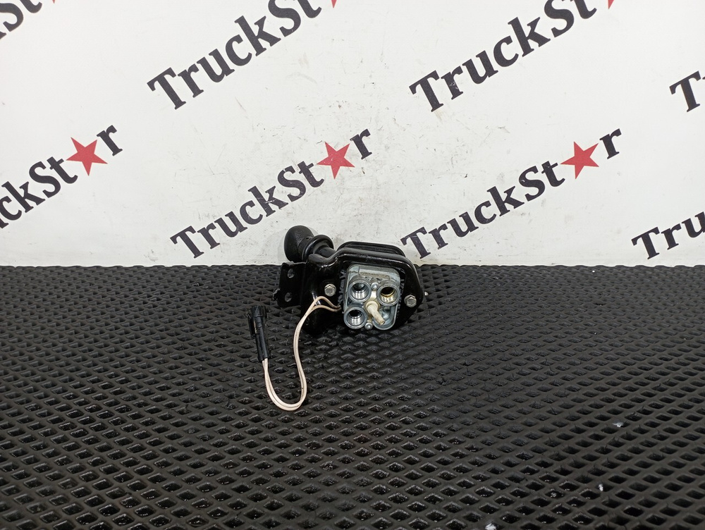 Кран тормоза ручного 2018г.