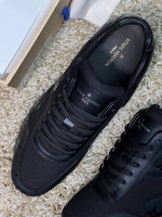 Кроссовки Louis Vuitton Run Away