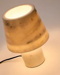 Настольная лампа Alaro из белого мрамора
