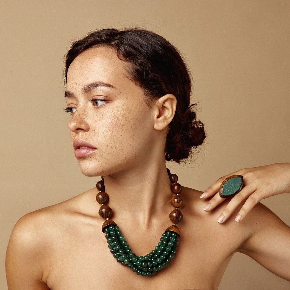 Колье Nature Bijoux, Aventurine, с авантюрином и деревом роблес, NB26.1-15-43440 (зеленый)