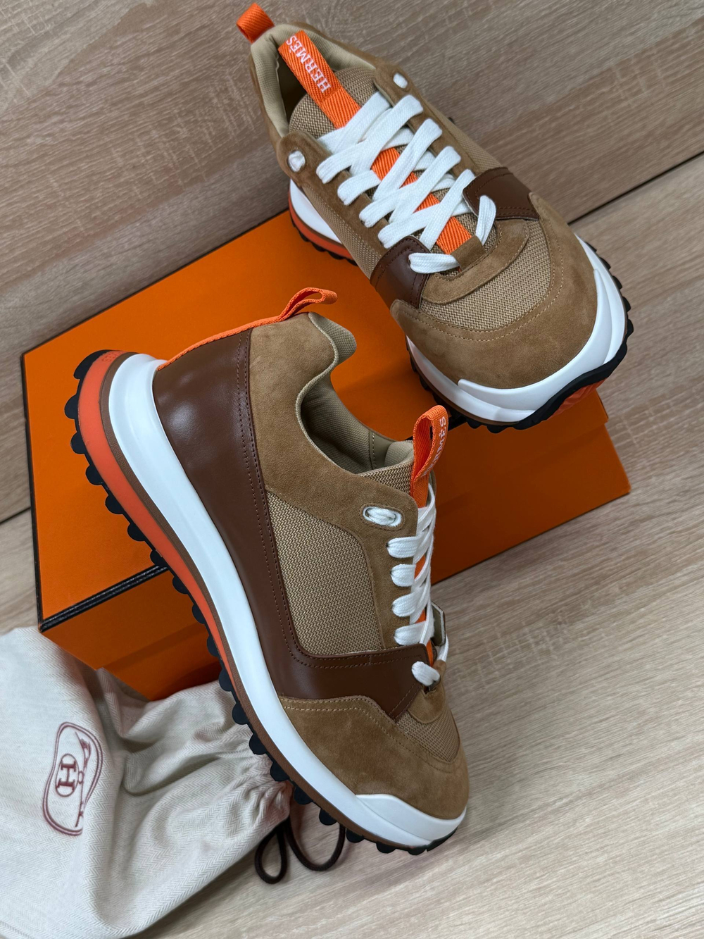 Кроссовки Hermes