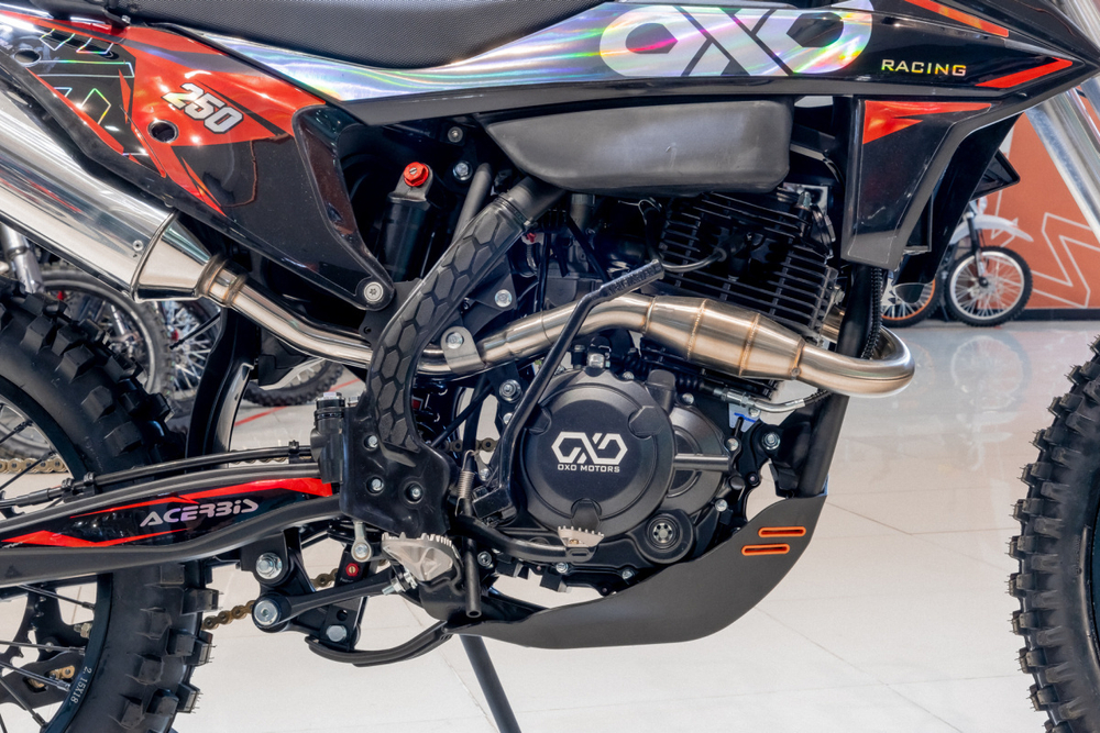 Мотоцикл кроссовый OXO  BASE 250 B 21/18