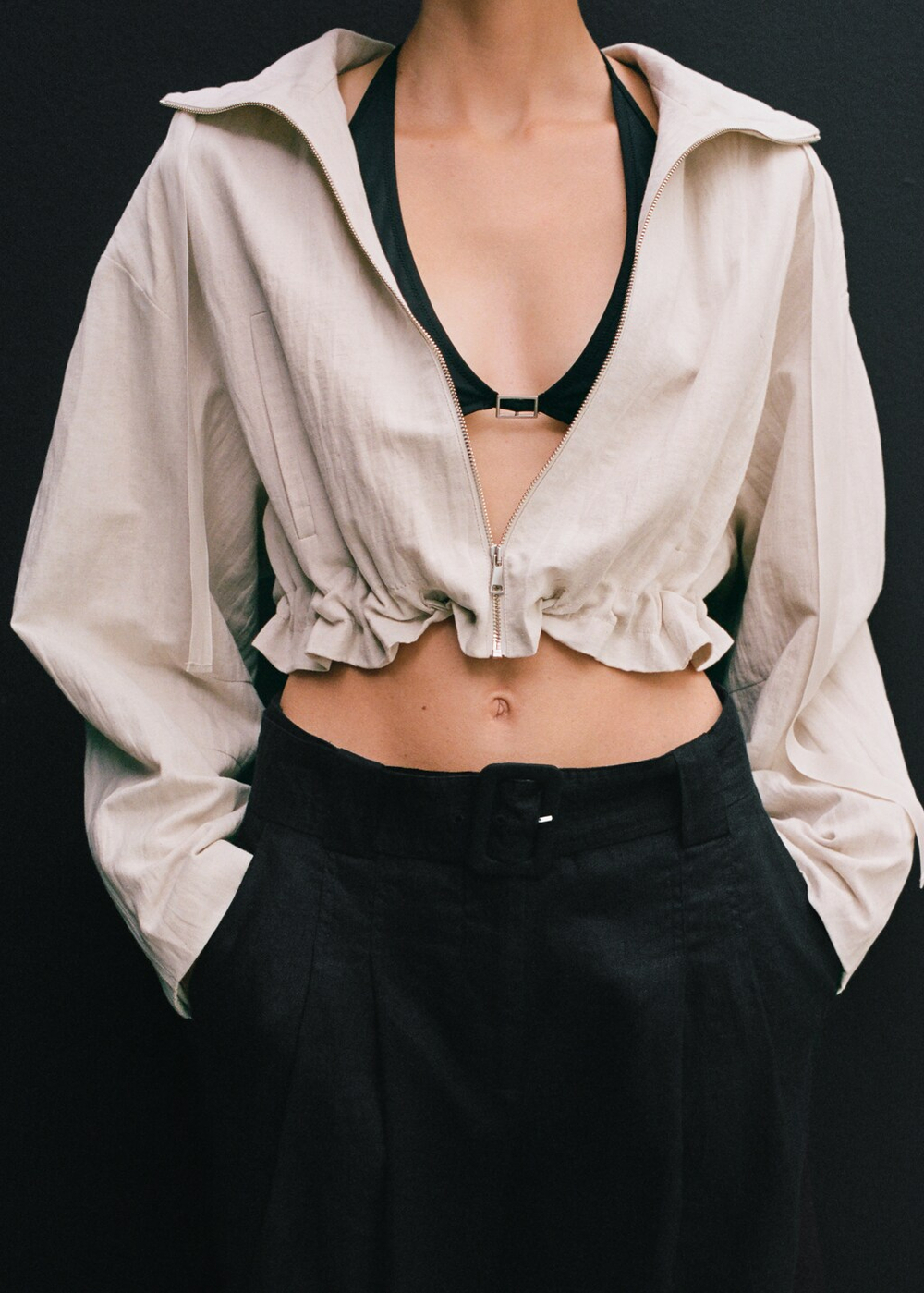 Льняные бермуды с поясом