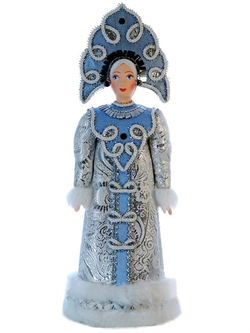 Кукла к Новому Году Снегурочка в кокошнике.