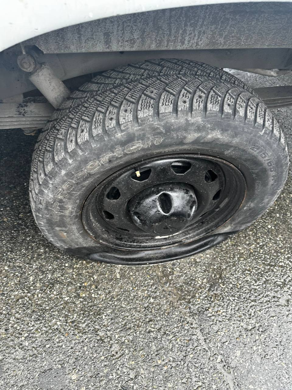 UAZ PATRIOT PICKUP Base 2.7 5MT
