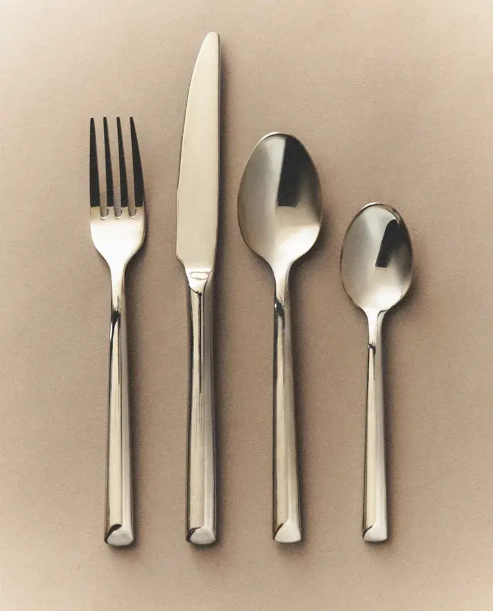 ZARA HOME НАБОР СТОЛОВЫХ ПРИБОРОВ ИЗ КОВАНОЙ СТАЛИ ( 4 ПРЕДМЕТА), СТАЛЬНОЙ