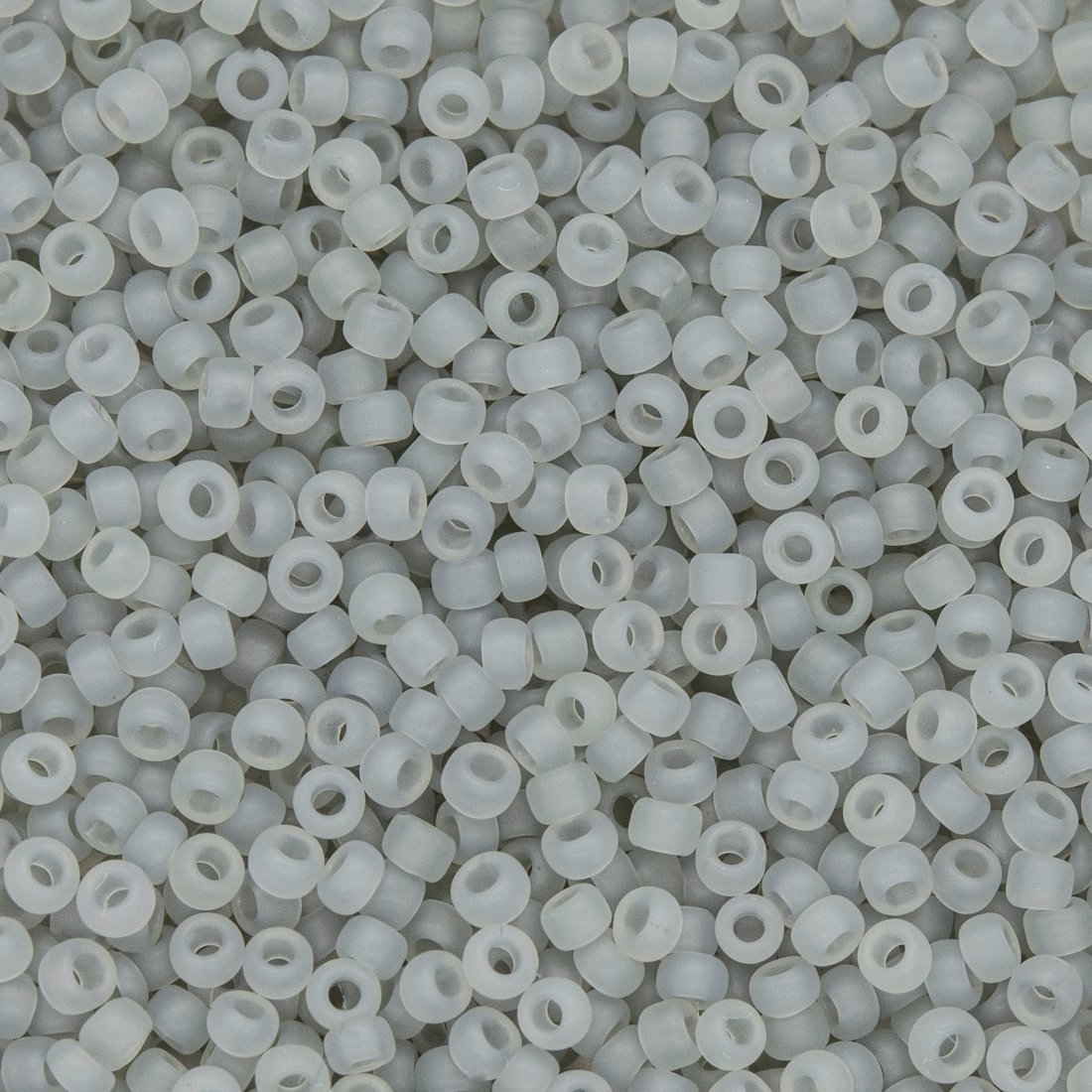Японский бисер TOHO Round 15/0 (№150F), жемчужный матовый