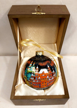 Набор шар новогодний с круговой ручной росписью  "Москва"  в футляре