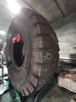 33.00R51 Bridgestone VRDP шина б/у