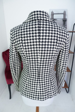 Пальто-жакет ELIS стильной расцветки 46 размер