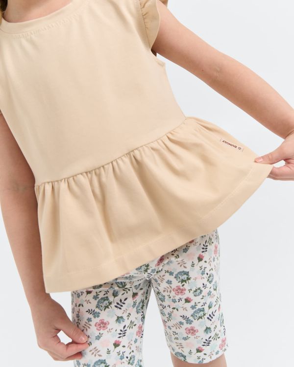 Футболка с баской 