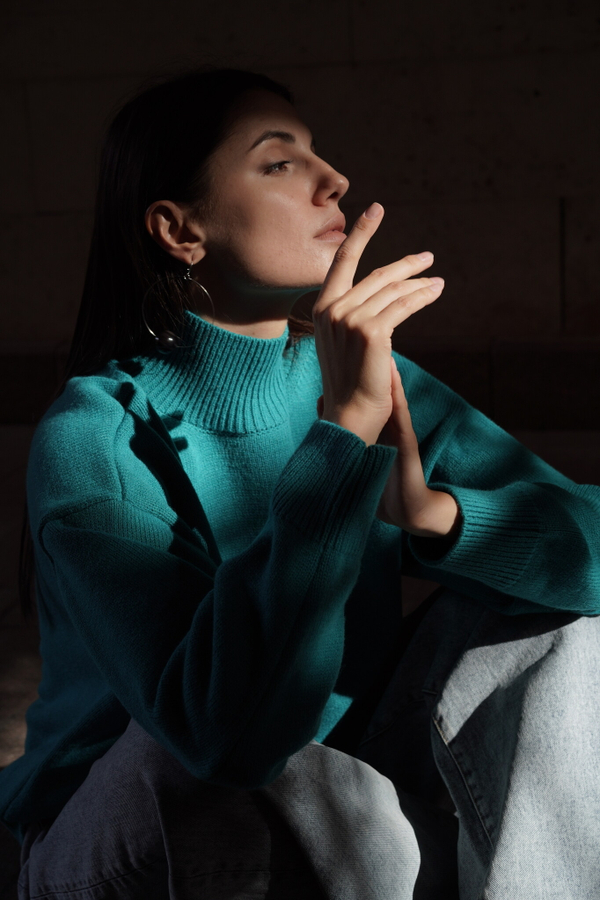 Свитер бирюзовый