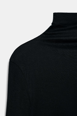 ZARA ФУТБОЛКА ИЗ ХЛОПКА SUPIMA®, ЧЕРНЫЙ