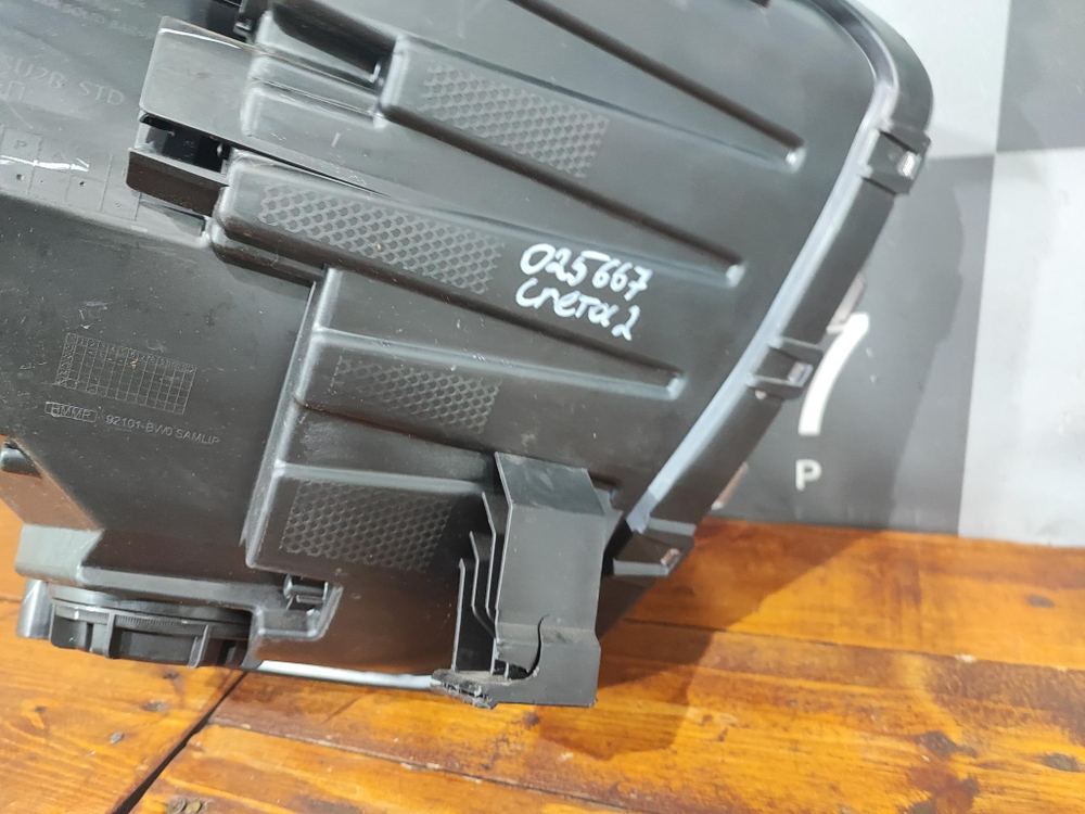 Фара левая галоген Hyundai Creta 2 (SU2) 21-нв Б/У Оригинал 92101BW010