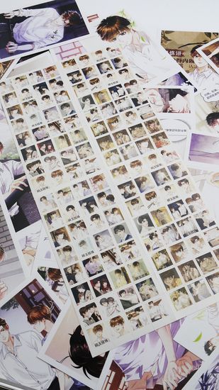 Набор открыток, карточек и наклеек "Бусины из битого нефрита / Crushing Jade and Casting Pearls", 188 предметов