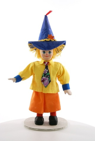 Кукла сувенирная фарфоровая. Незнайка. Сказочный персонаж.