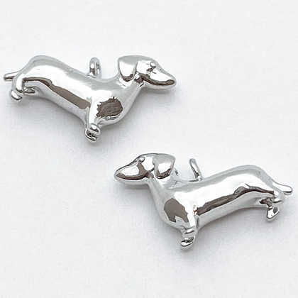 Подвеска Такса, цвет серебро, размер 13*10 мм, цена за 1 шт