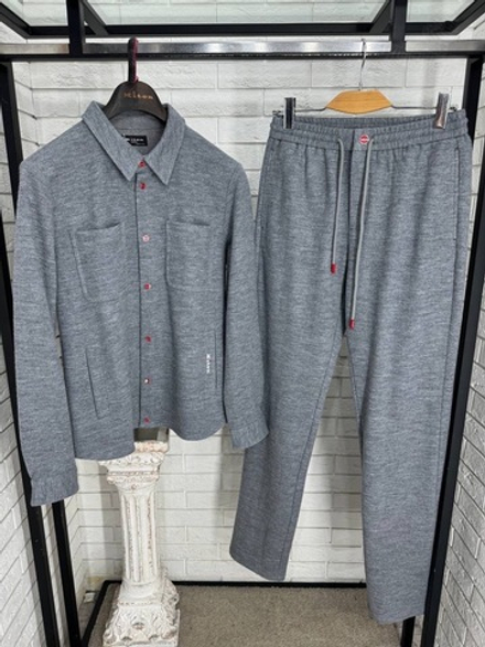 Кашемировый костюм Kiton