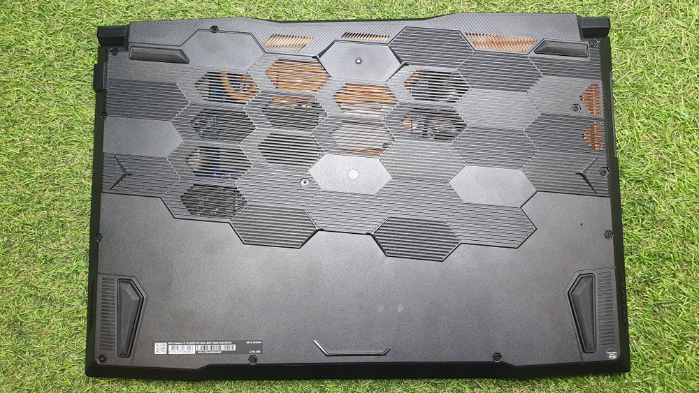 Ноутбук MSI i7-12/16Gb/RTX 4060 8Gb/144Hz/GF76 Katana 17 B12VFK-271XRU [9S7-17L541-271]/Windows 10