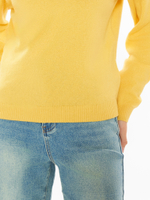 Женский джемпер жёлтый с круглым вырезом