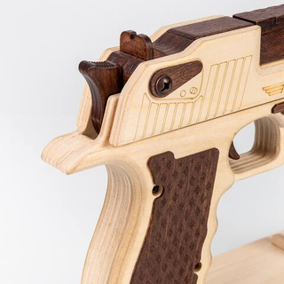 Деревянный конструктор Пистолет "Desert Eagle" (TARG)