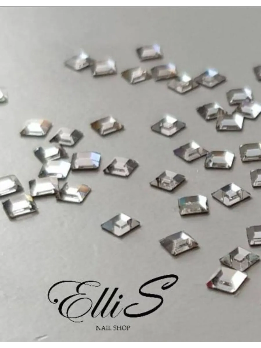 Swarovski стразы Crystal 2400 2,2 mm (20шт)