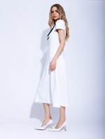 Женское белое платье миди с контрастным воротником