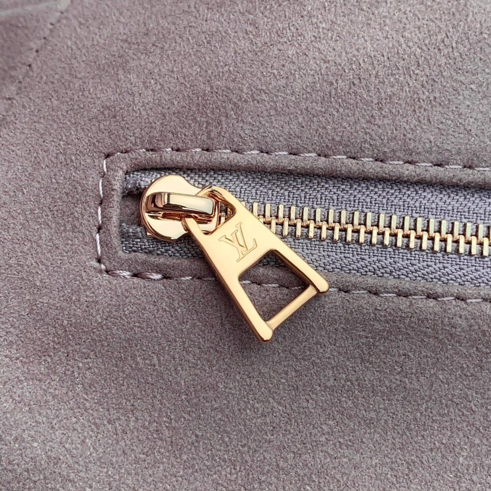 Louis Vuitton Anytime MM