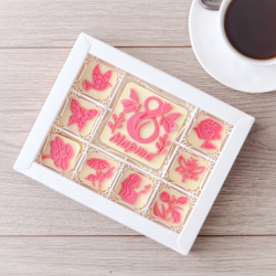 Набор "8 марта" из белого