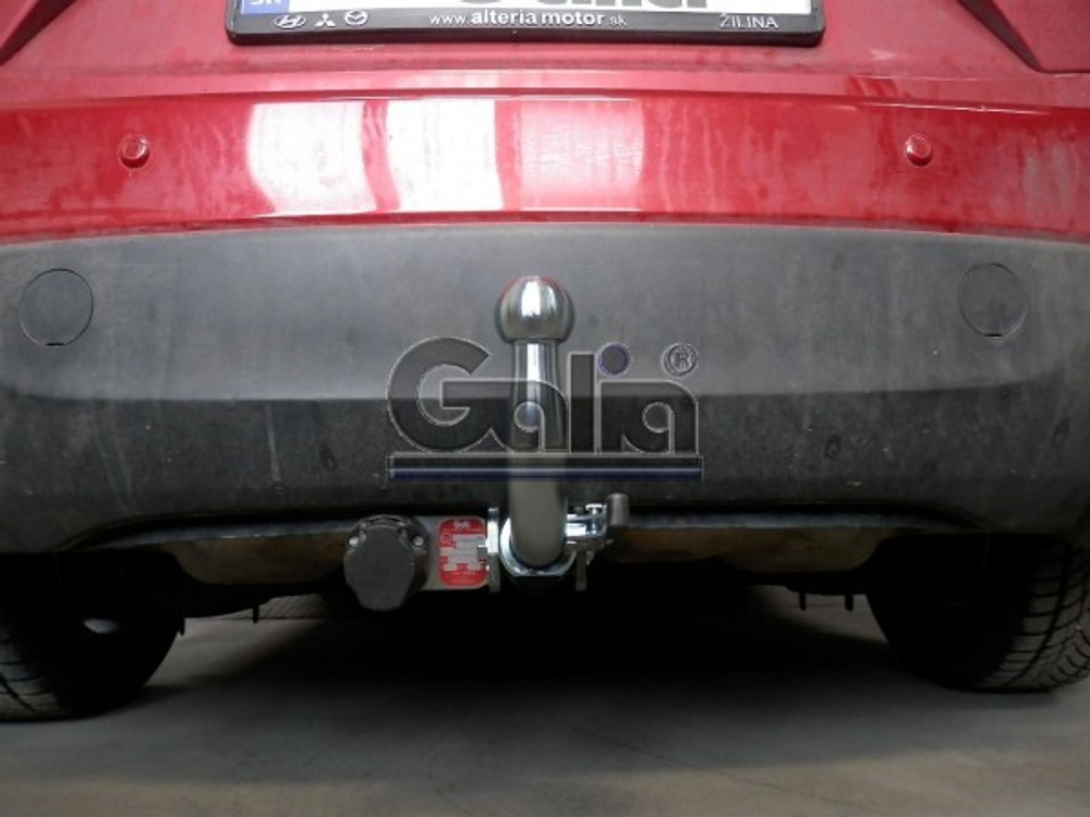 Фаркоп оцинкованный Galia M132A для Mazda 3 хетчбек 2014-(паспорт и сертификат в комплекте)(без электрики)