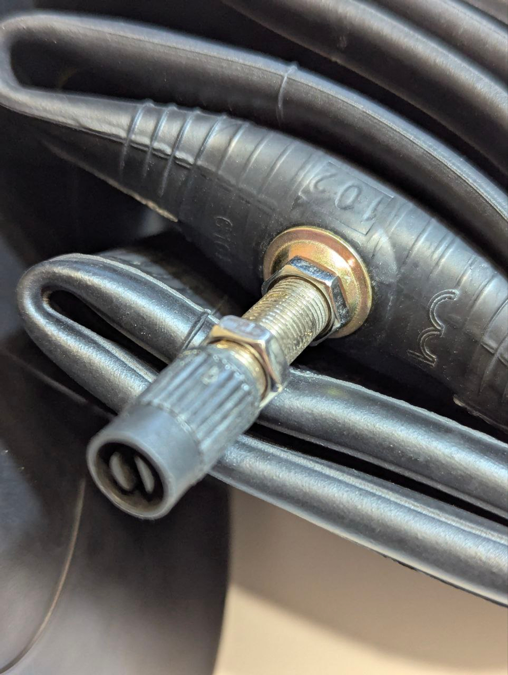 Камера для колеса мотоцикла эндуро R18 3,00/3,25 задняя