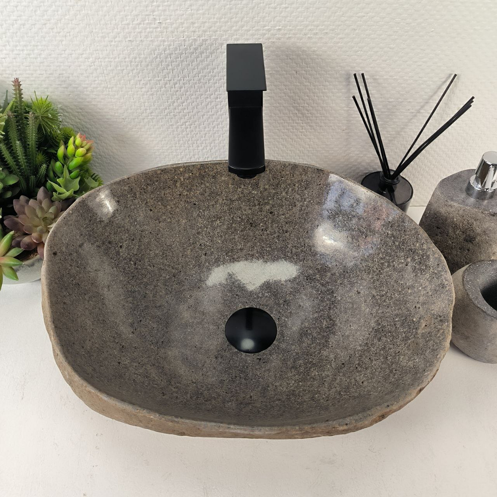Раковина из речного камня RS-65452 45*36*15 0861
